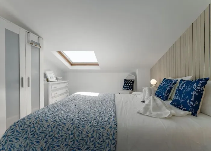 Sunset Terrace - Beachfront With Private Parking Nazaré