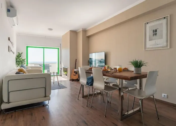 Sunset Terrace - Beachfront With Private Parking Nazaré