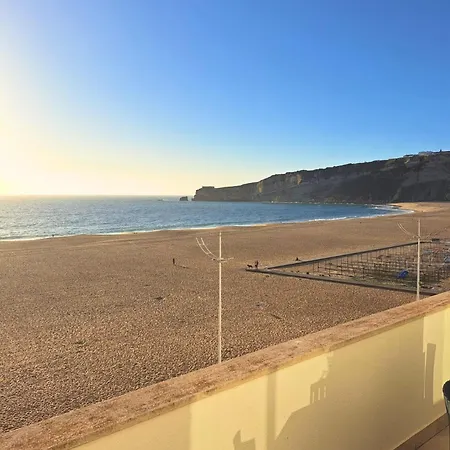 Sunset Terrace - Beachfront With Private Parking Apartament Nazaré