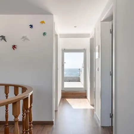 Apartment Sunset Terrace - Beachfront With Private Parking Nazare