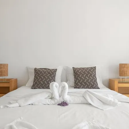 Apartamento Sunset Terrace - Beachfront With Private Parking *